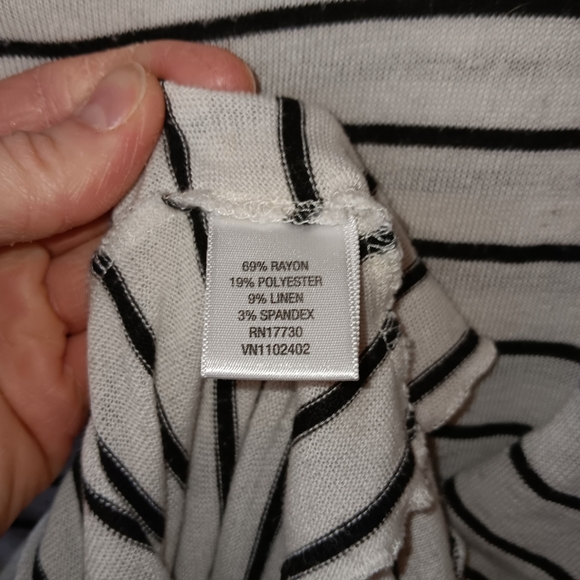Xhilaration Flowy Poncho-Style Top, Cream/Black Stripes, sz M, GUC! - Picture 12 of 13